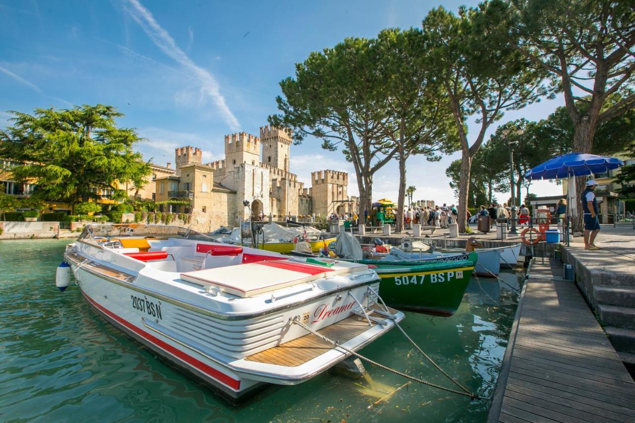 Villa Fiorita Apartments - Happy Rentals Sirmione Exterior foto