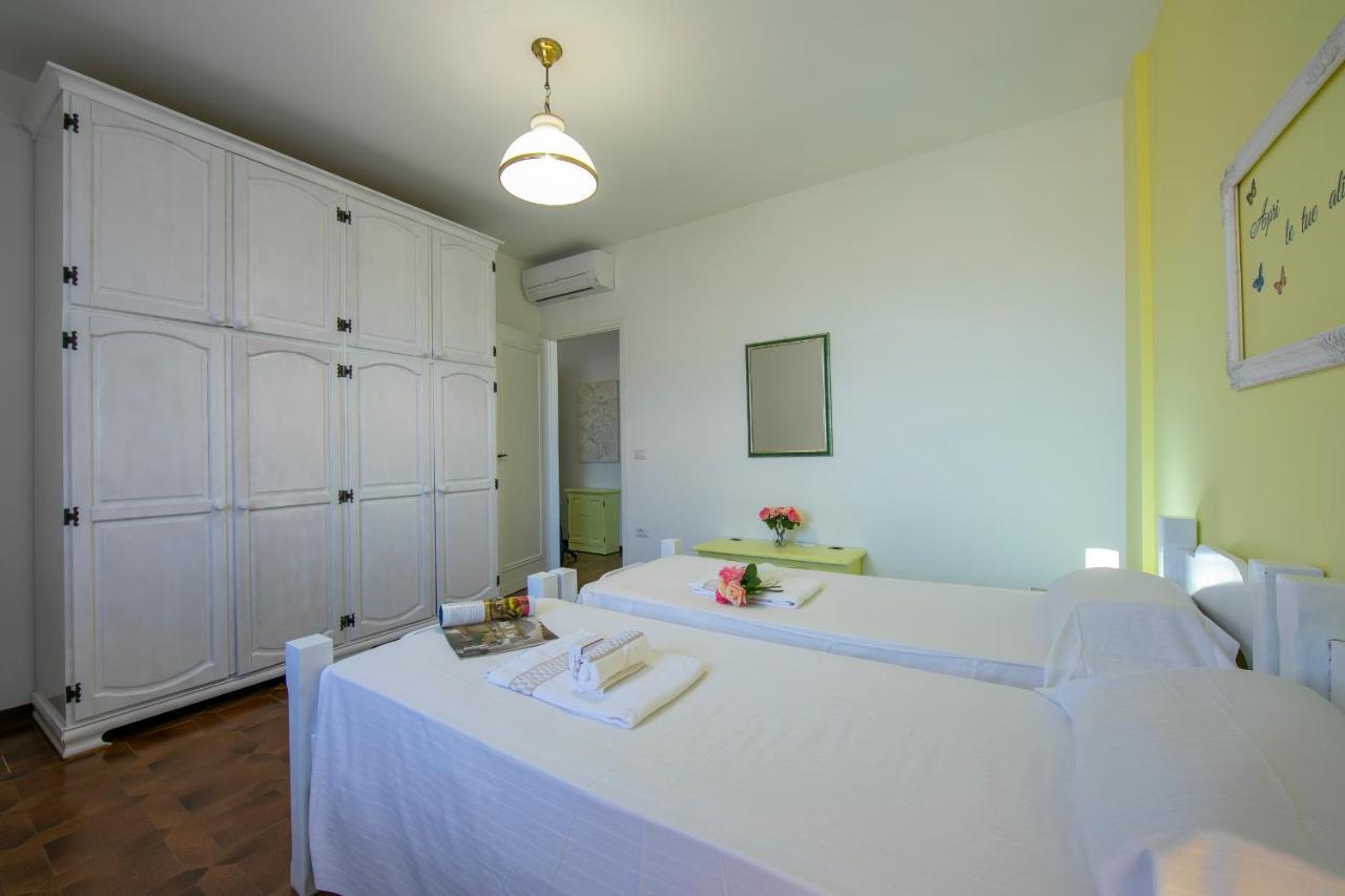 Villa Fiorita Apartments - Happy Rentals Sirmione Exterior foto