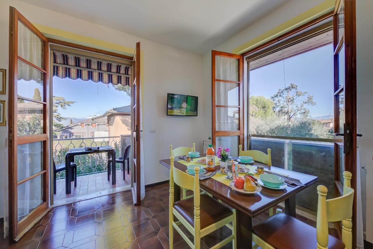 Villa Fiorita Apartments - Happy Rentals Sirmione Exterior foto