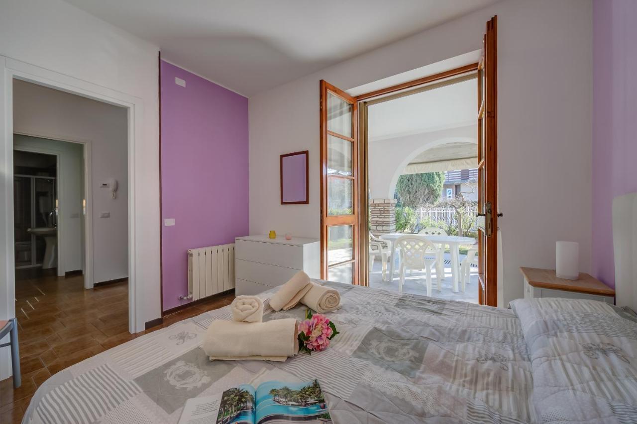 Villa Fiorita Apartments - Happy Rentals Sirmione Exterior foto